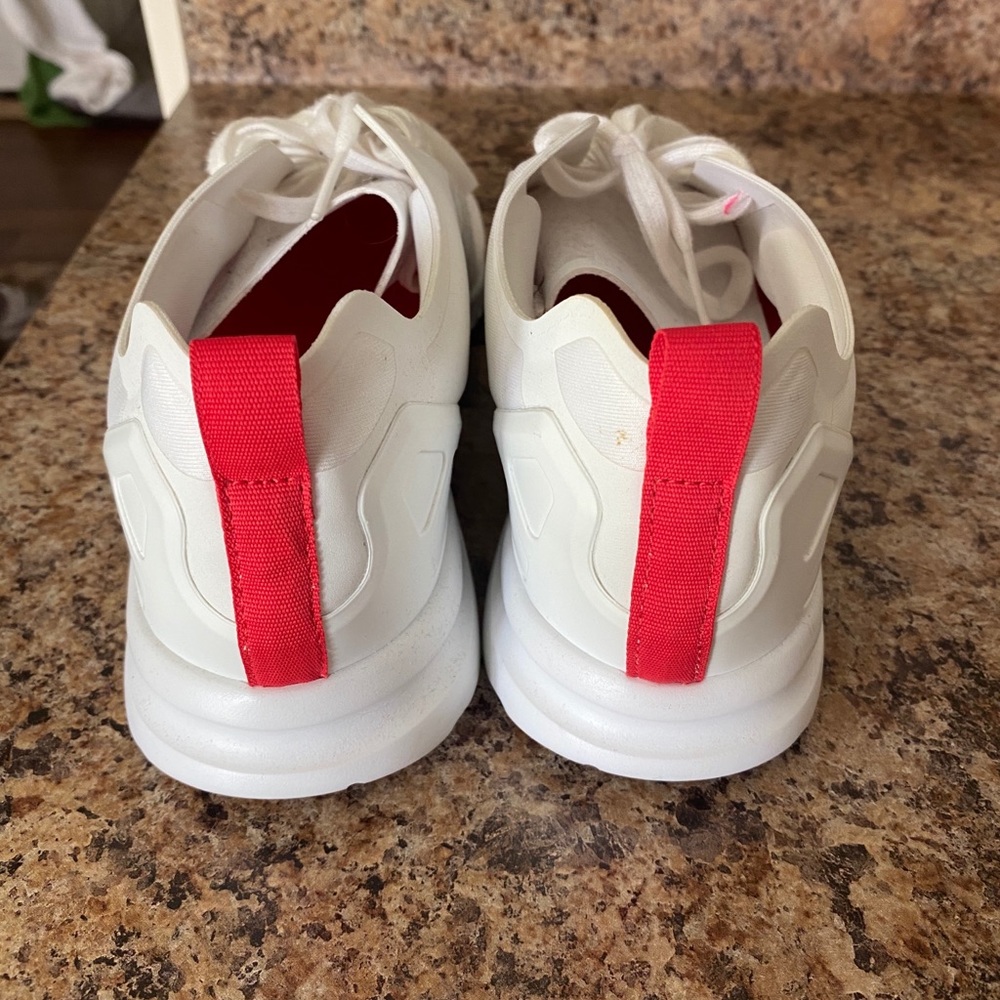 Adidas Tennis Shoes